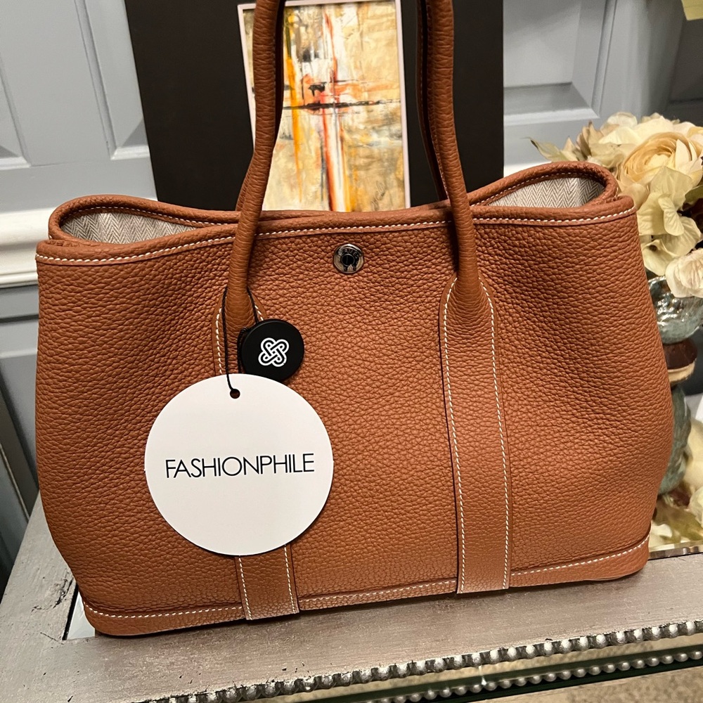 Authentic Gold Hermes Negonda Garden Party TPM 30. Excellent Condition.